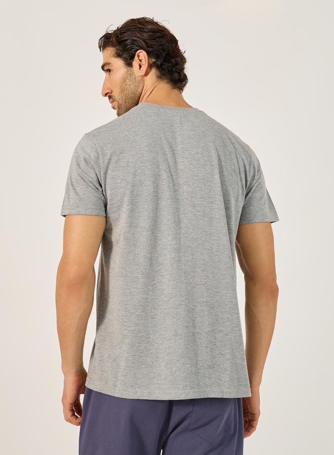 ستايلي تيشيرت قطن غني بقصة عادية - Image 4